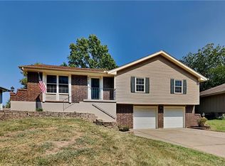 2812 SE 6th St, Blue Springs, MO 64014