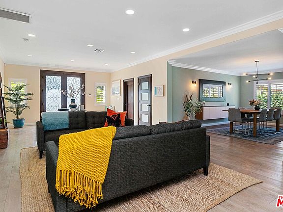 4th image of 5626 Camellia Ave