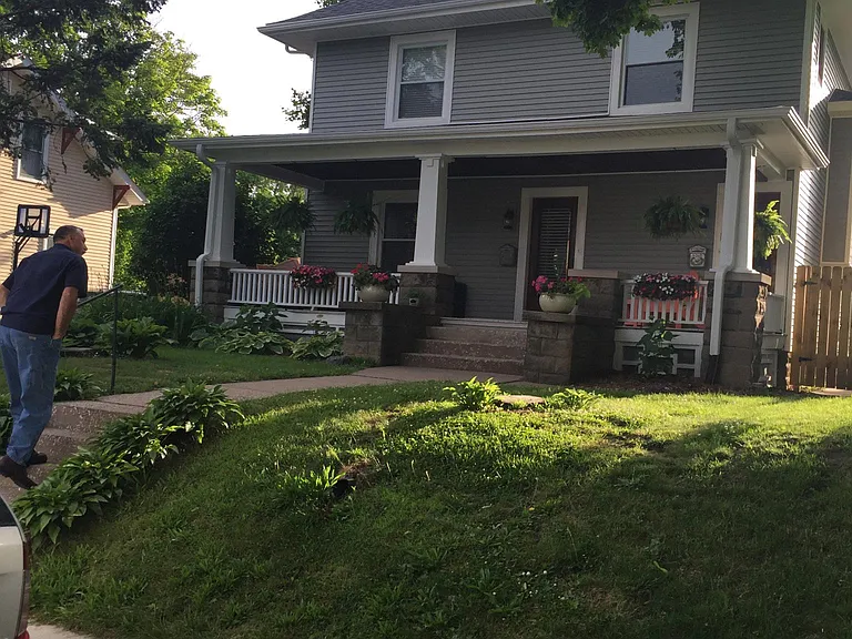 2608 Leclaire St #UPSTAIRS — Photo 35
