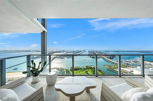 1100 Biscayne Blvd #5004 Photo 1