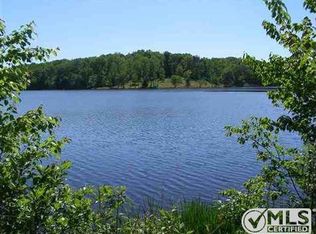 701 Lake Frances Rd, Crossville, TN 38571