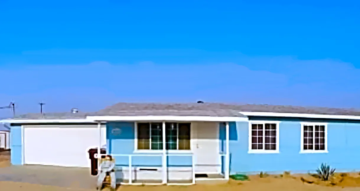 Avenida La Mirada, Joshua Tree — Photo 1