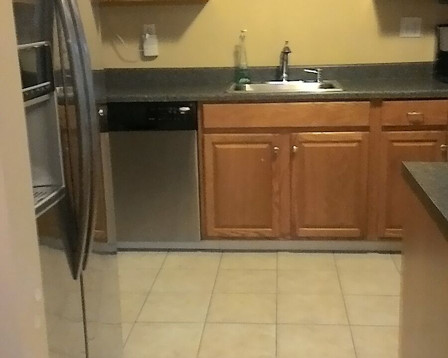 1st image of 25 Erie Dr