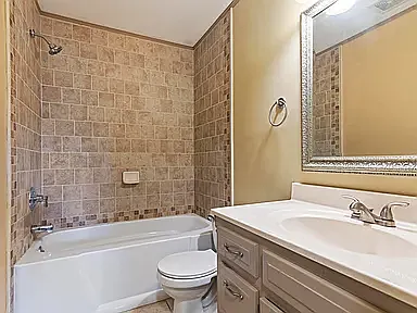 127 Grand Prairie Dr — Photo 9