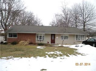 33 Wheeler Rd, Kendall Park, NJ 08824