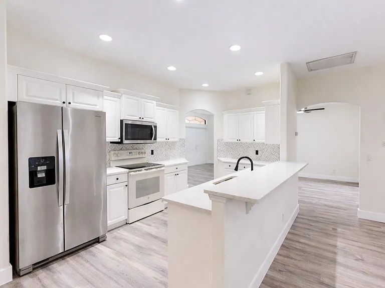 4458 Maverick St — Photo 5
