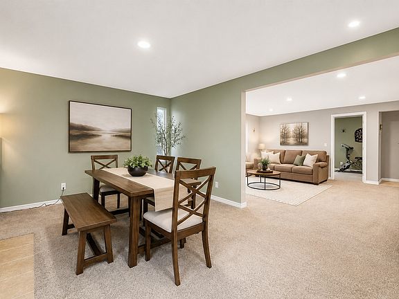 5th image of 17654 86th Ave NE