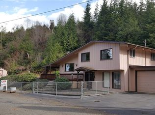 81 N Susan Ave, Hoodsport, WA 98548