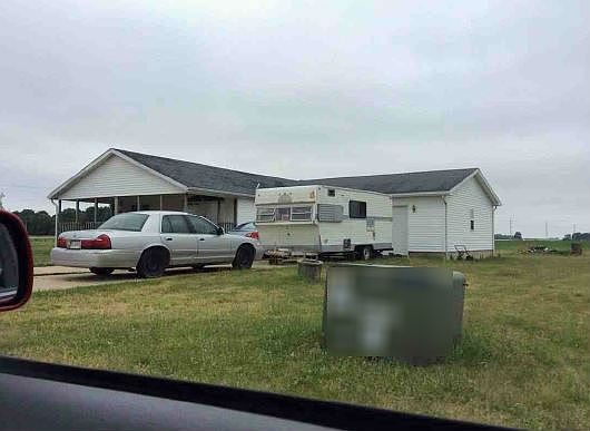 2nd image of 19512 Carter Ln