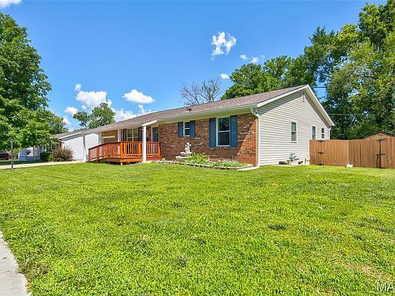 4th image of 2424 Crislisa Dr