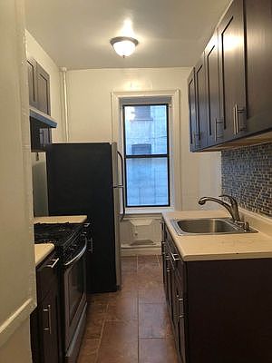 1st image of 285 Hawthorne St #310