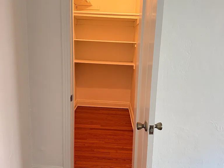 314 N Curson Ave #103 — Photo 6