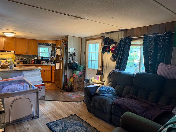 4th image of 5 Hemlock Haven Road
