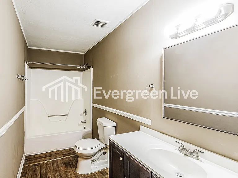 221 Ash Cir — Photo 14