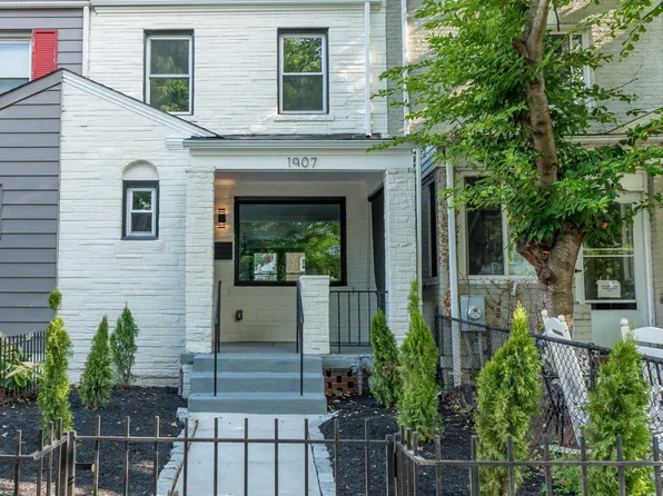 1907 D St NE, Washington, DC 20002