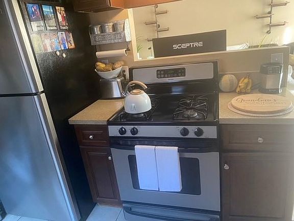 3rd image of 4444 W 172nd St