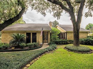 2622 Shadowdale Dr, Houston, TX 77043