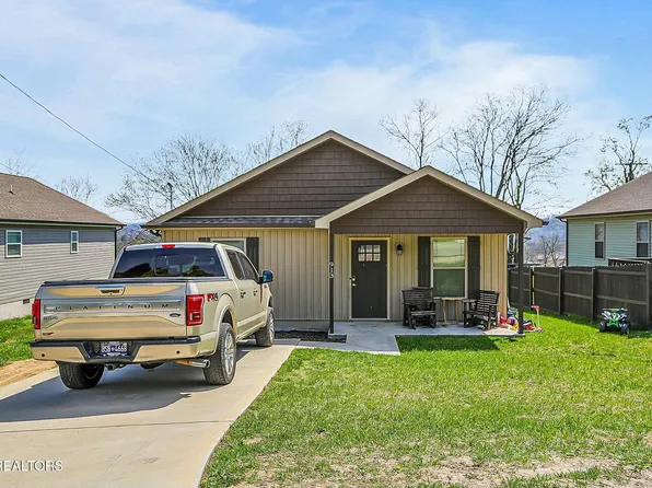 913 Loy St, Clinton, TN 37716