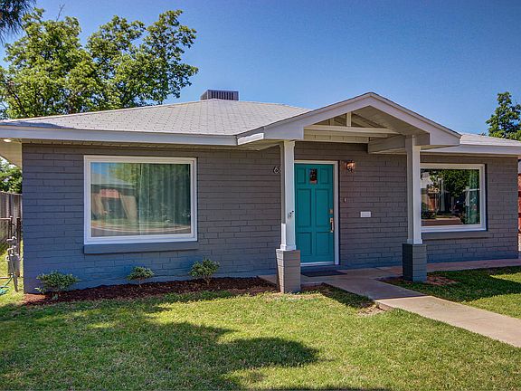 2nd image of 685 E 1st Pl