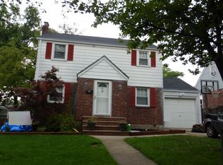 65 Deerfield St, Bergenfield, NJ 07621
