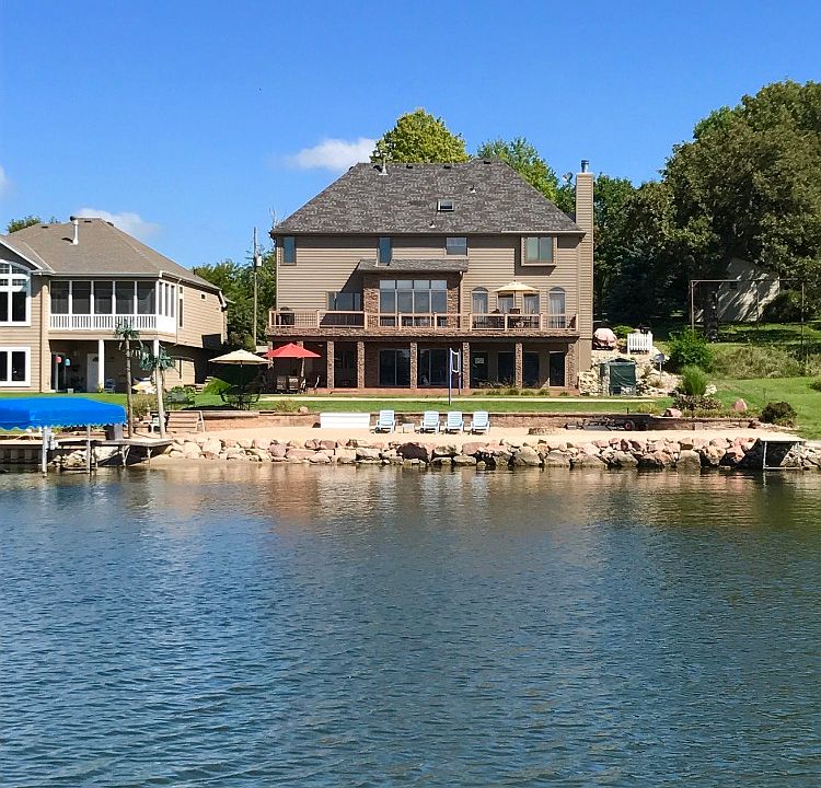 1st image of 1207 Lake Ct