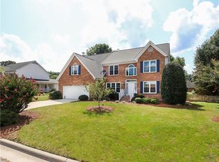 1300 Primrose Ln, High Point, NC 27265