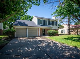 1804 Crimson Ct, Arlington, TX 76018