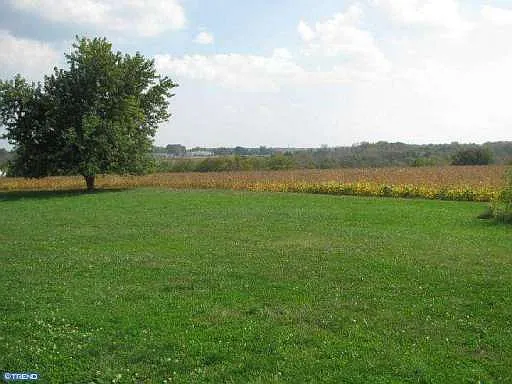 406 Creek Rd photo 1