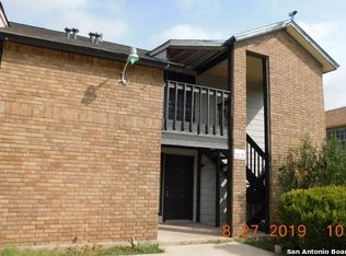 5212 Meadow Fld APT 2, San Antonio, TX 78250