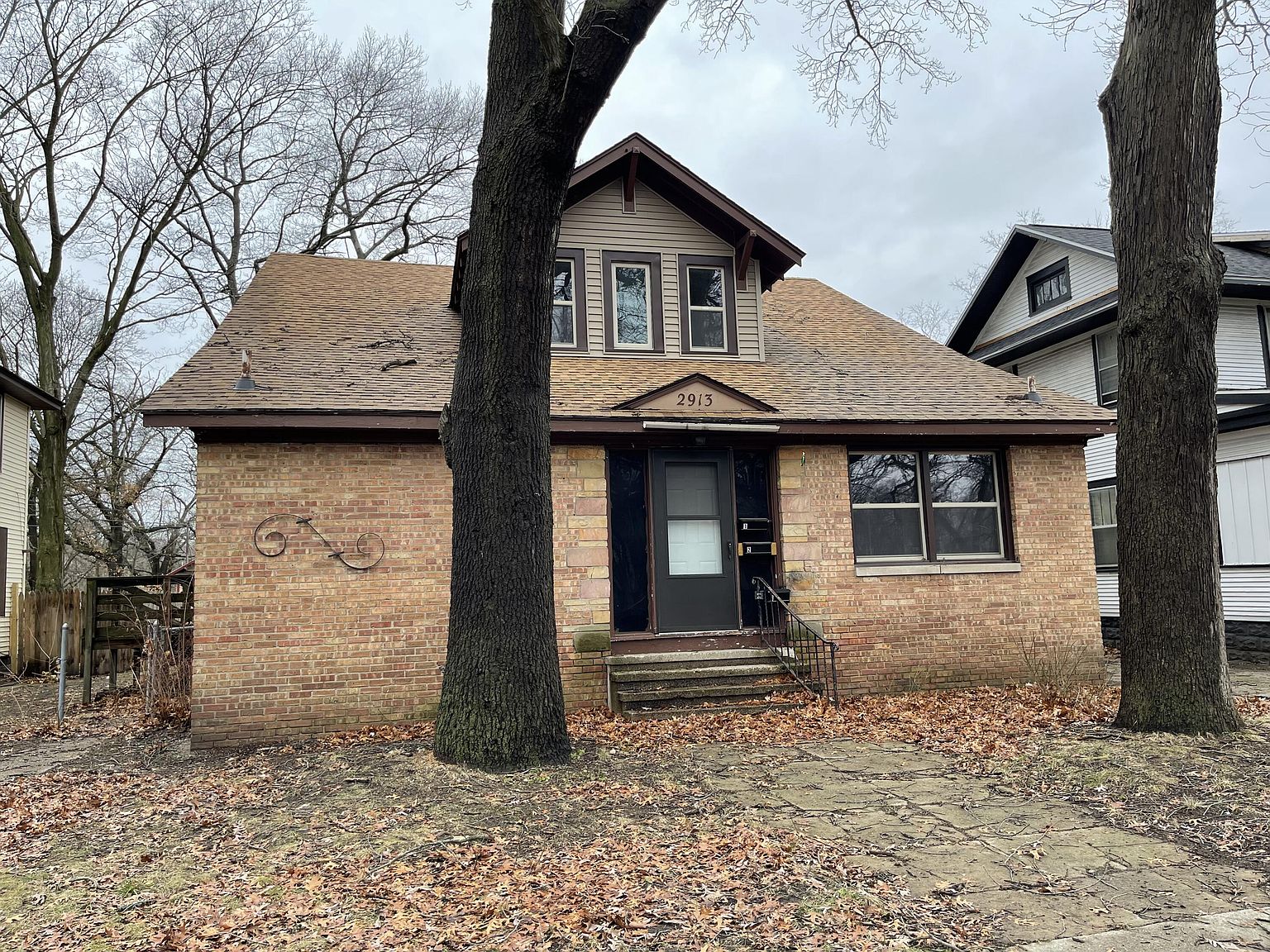 2913 5th St, Muskegon Heights, MI 49444 Zillow