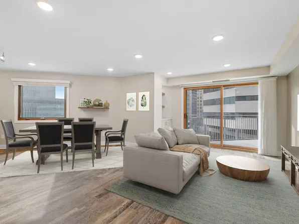 121 Washington Ave S APT 502, Minneapolis, MN 55401
