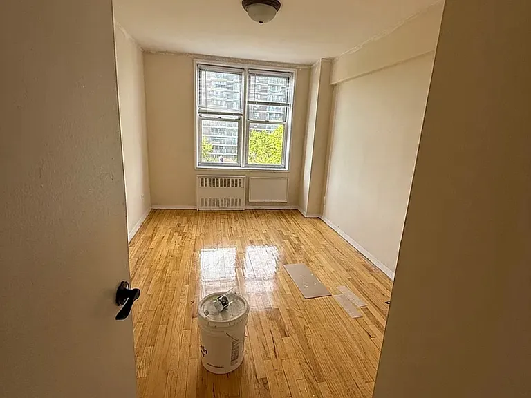 41 Hamilton Ave #4B — Photo 10