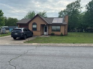 1061 Massey St, Decatur, AR 72722