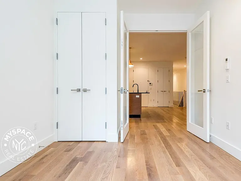 83 Winthrop St #1B — Photo 11