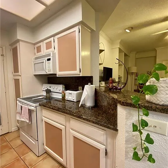 3111 Tom Green St #210 — Photo 4