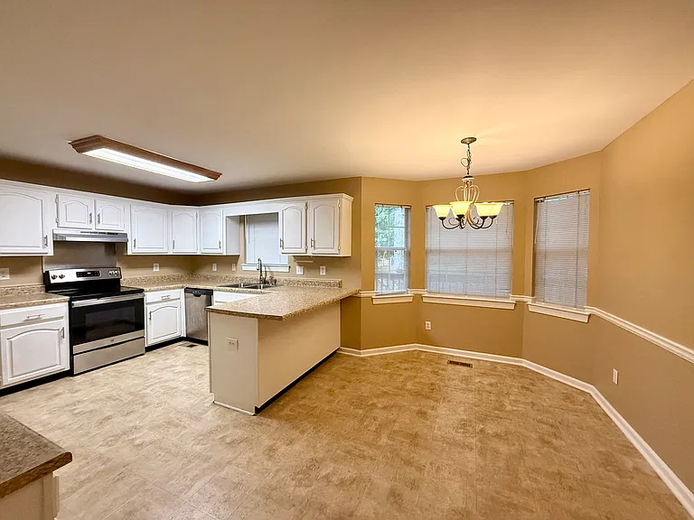 1626 Brandi Ln — Photo 11