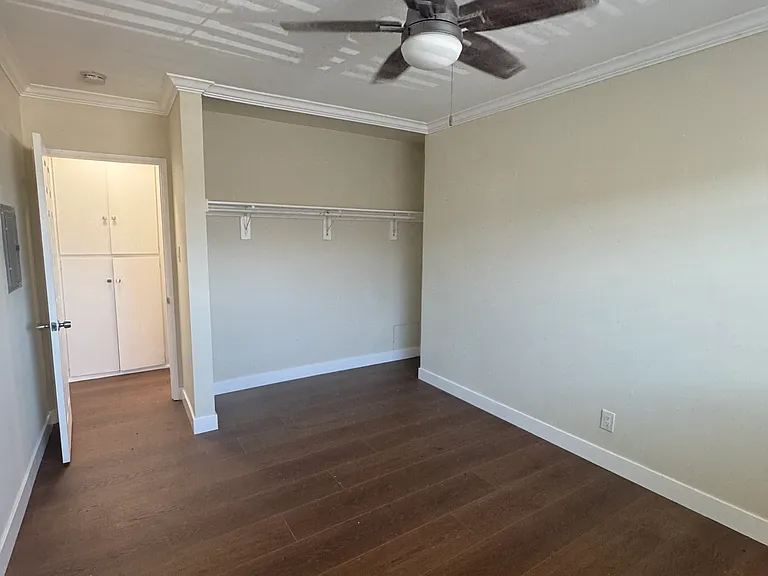 15530 S Budlong Pl #5 — Photo 8