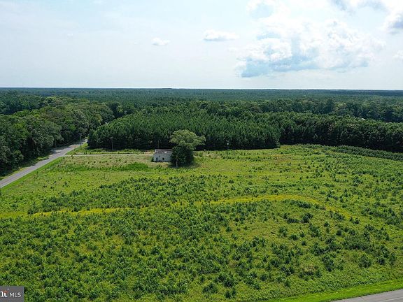 3rd image of 1637 Dun Swamp Rd