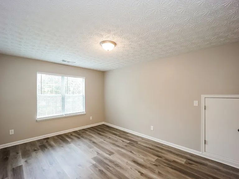 3505 Creekview Dr — Photo 13