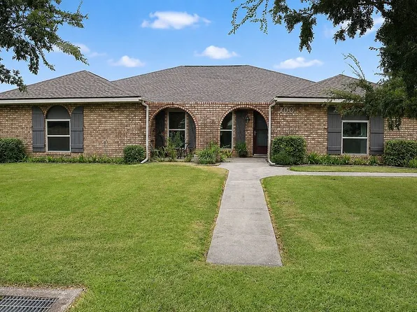 700 Oak Ln, Thibodaux, LA 70301