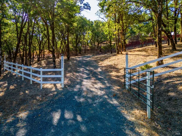 19000 Walker Road, Willits, CA 95490