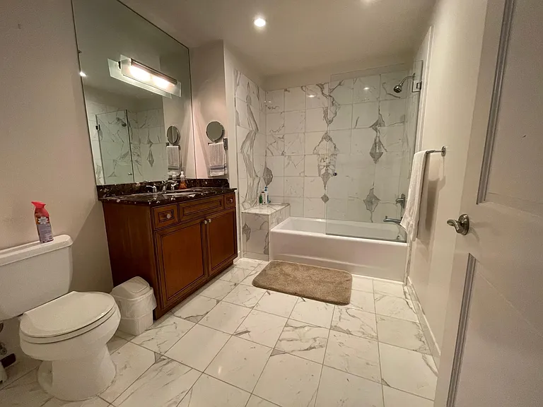 1610 Sacramento St #4 — Photo 4