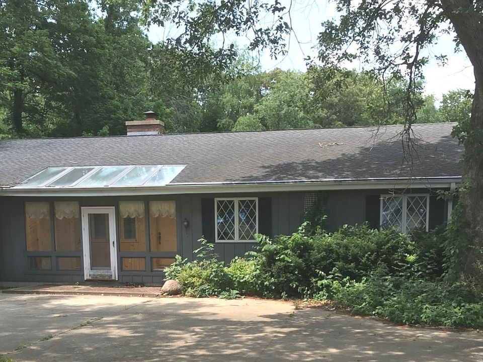 4443 E 1309th Rd, Earlville, IL 60518 Zillow