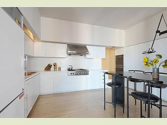 Sold by Stribling | media 1