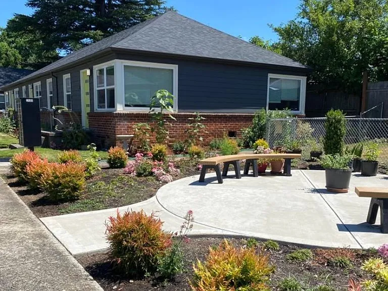 2400 N Killingsworth St — Photo 14