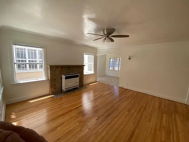 2 bed, 1150 sqft, $2,399 — Photo 2