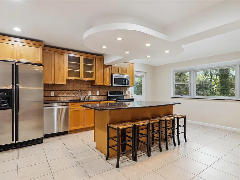9309 Langford Ct — Photo 5