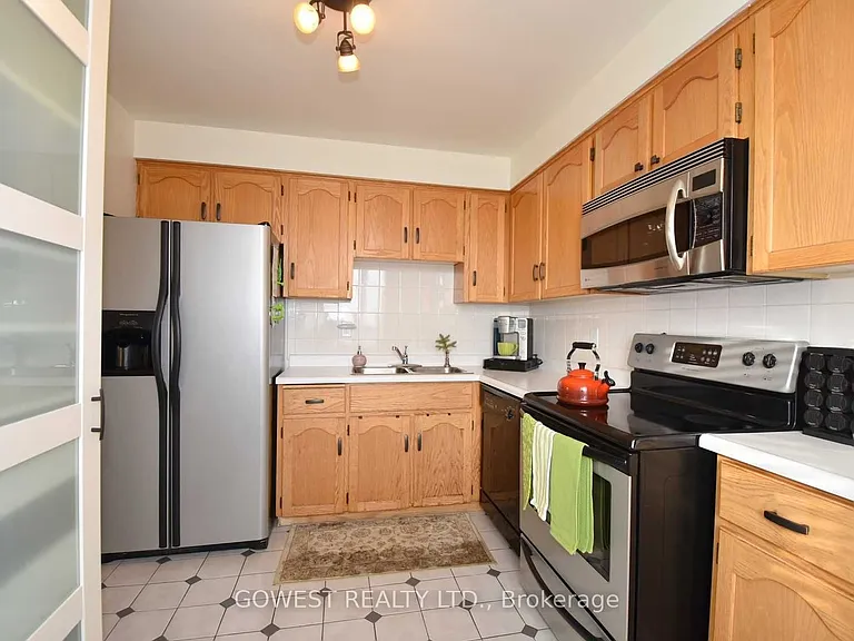 432 Main St E #1104 — Photo 2