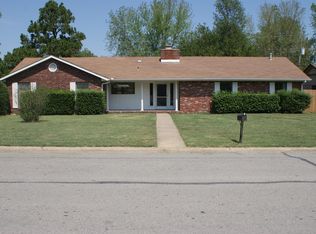 2319 W Tulsa St, Siloam Springs, AR 72761
