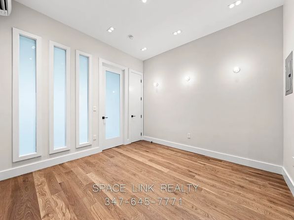 249 Montrose Ave #2L